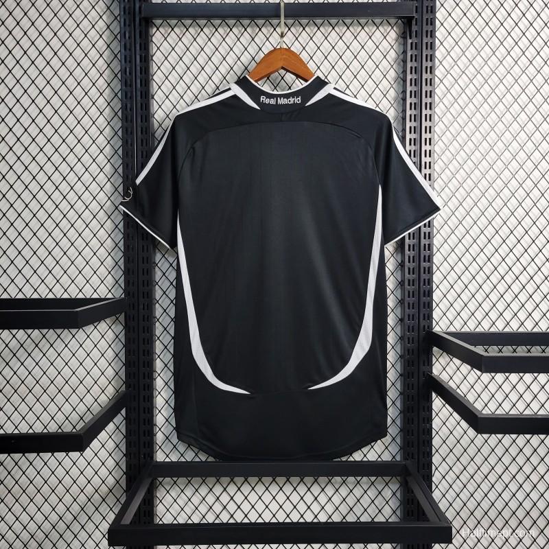 Retro 06-07 Real Madrid Two Guest