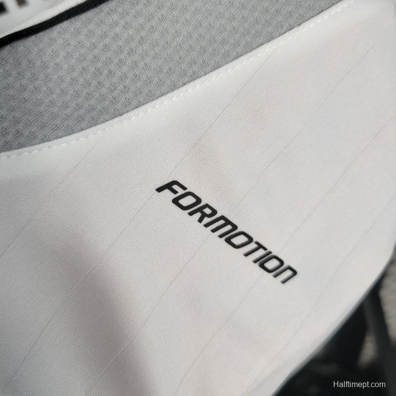 Retro 06/07 Real Madrid Home Jersey