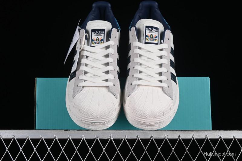 Adidas Originals Superstar Casual Sneakers with Shell Toe Design - ID1139