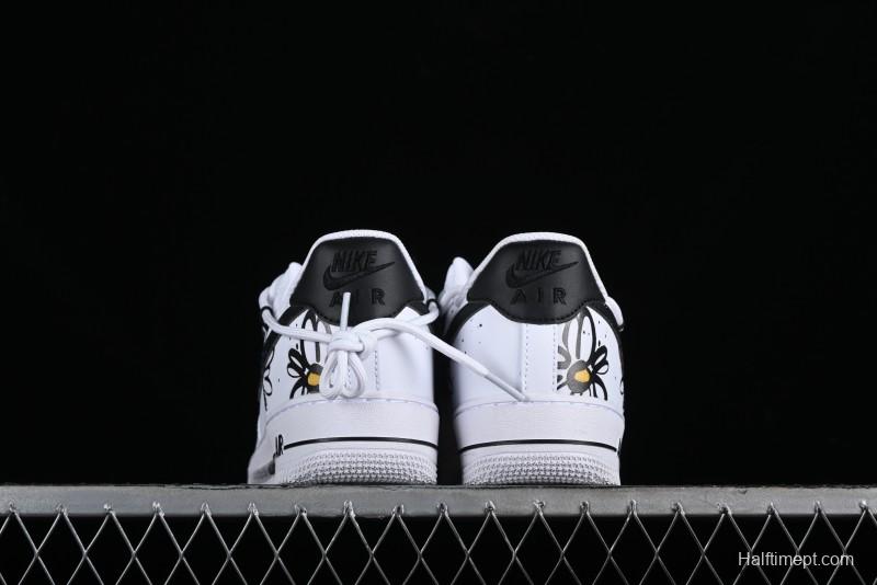 Nike Air Force 1 '07 Low Daisy Print Casual Sneakers with Lace-Up - ZH0316-025