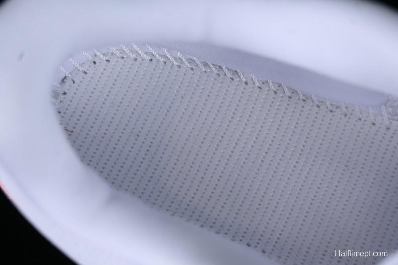 Nike Zoom Fly 6 Lightweight Responsive Running Shoes with Carbon Fiber Plate - FN8454-104