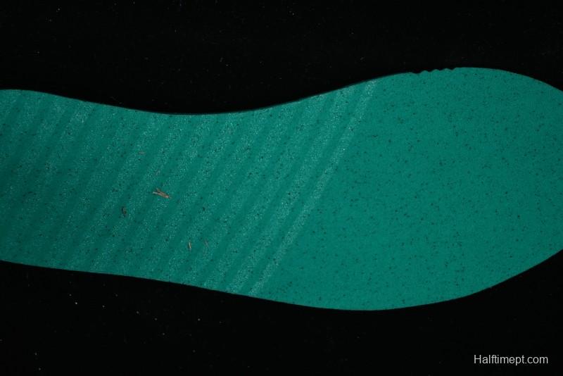 Nike Air Jordan 4 Remastered Sneakers in Black, Light Bone and Dark Grey - FQ7939-100