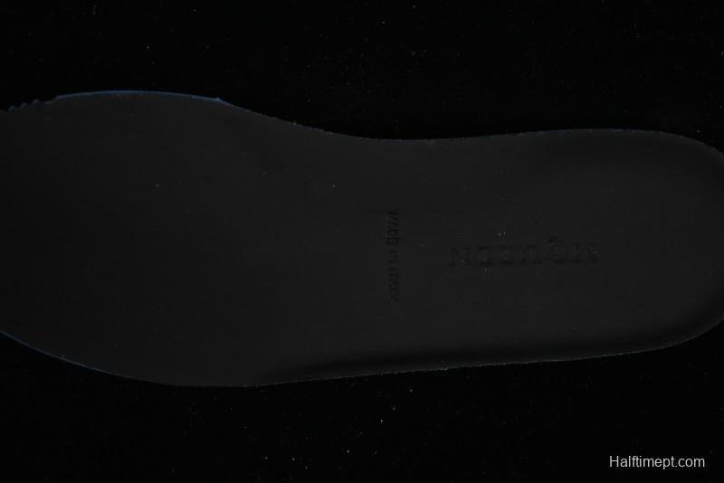 Alexander McQueen Flexion Retro Sneakers in Black with Diamond Grain Calfskin - 8.F6