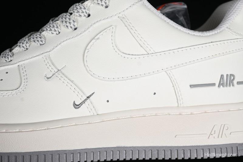 Nike Air Force 1 '07 Low Casual Sneakers with 3M Reflective Details and Full-Length Air Cushion - CJ1379-603