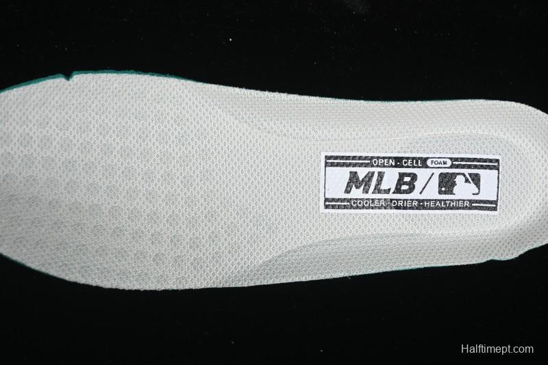 New York Yankees MLB Chunky Liner Custom Platform Sneakers - 3ASXCA12N50IVS