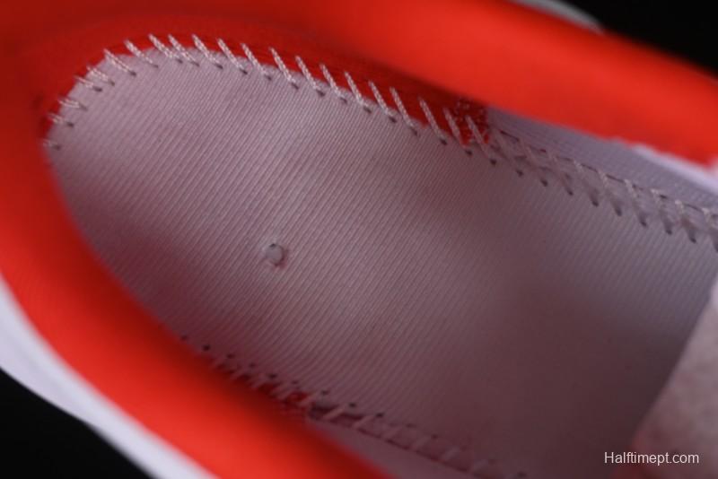 Nike Zoom Fly 6 Lightweight Responsive Running Shoes with Flyknit and Carbon Fiber Plate - HQ3498-100