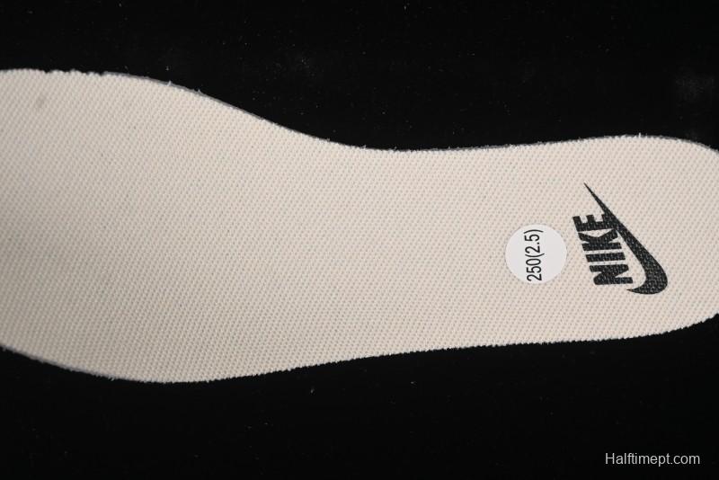 Nike TC 7900 Retro Chunky Dad Shoes with Reflective Swoosh and Cushioned Foam Sole - DD9682-200