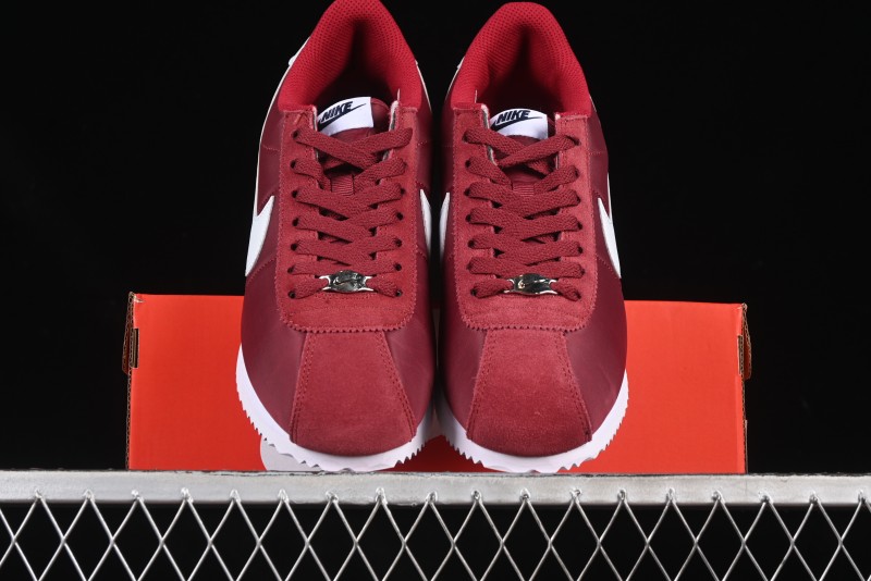 Nike Classic Cortez Leather Retro Running Shoes - DZ2795-600
