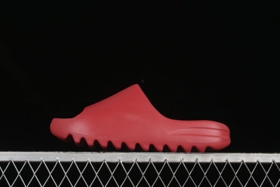 Adidas Yeezy Slide Comfortable Slippers with EVA Foam and Grooved Sole Design - ID5988