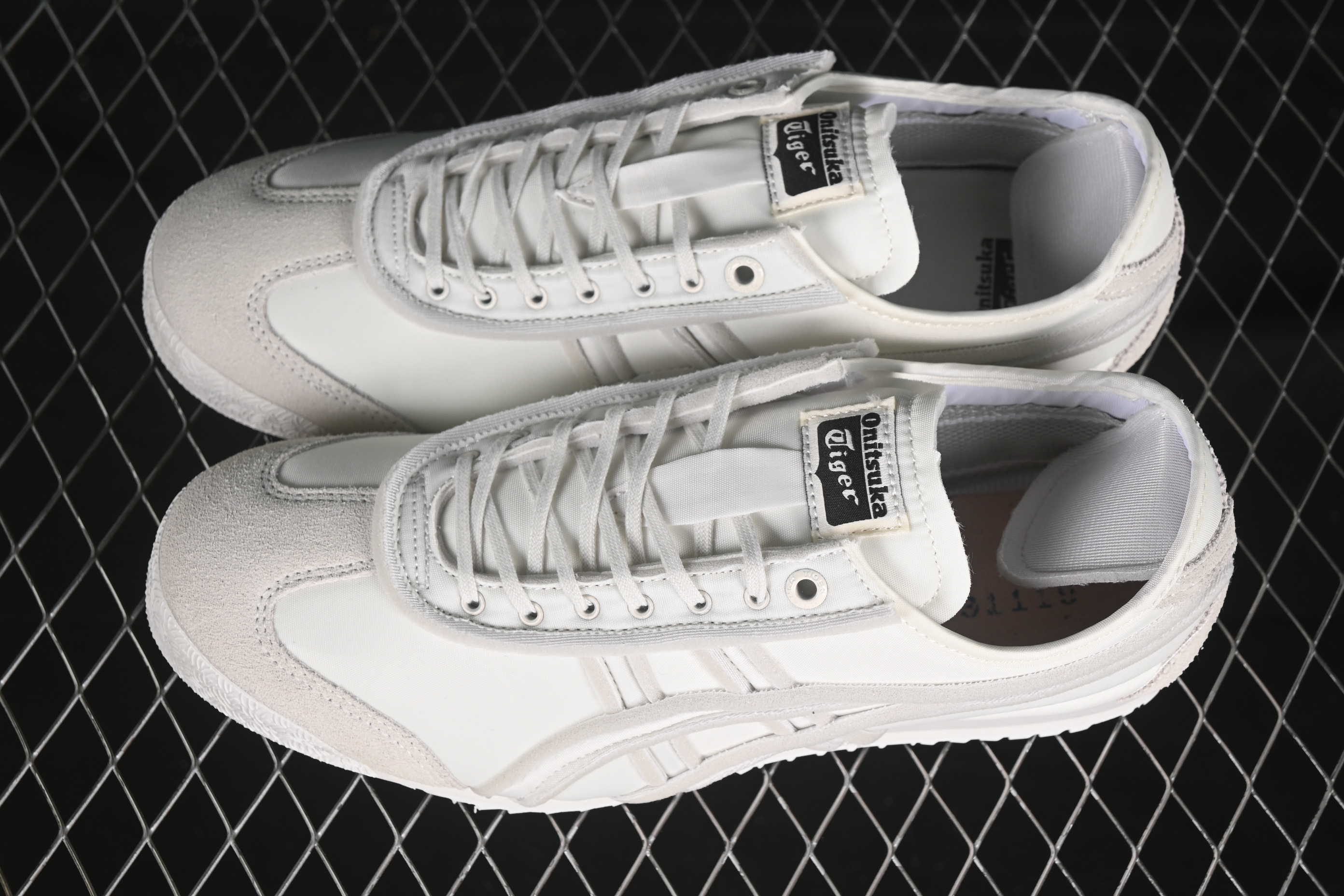 Onitsuka Tiger Mexico 66 SD Low-Top Casual Running Shoes - 1183C115-100