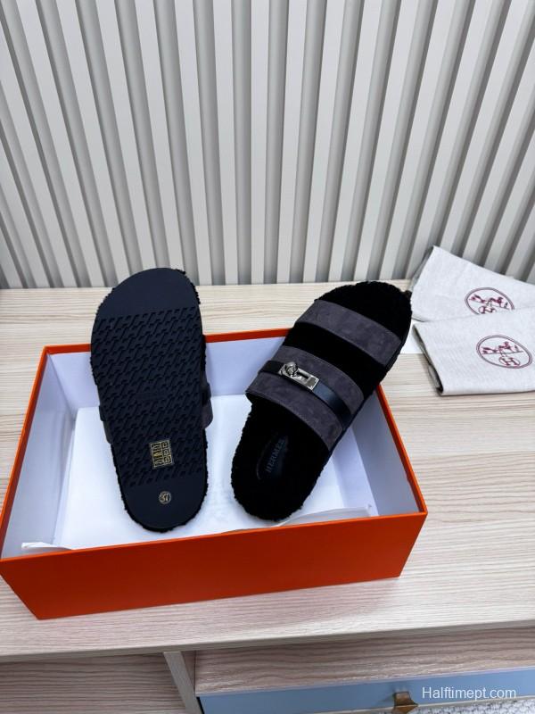 2024 Slippers Hermès Black Grey Shearling Slippers MJ00300