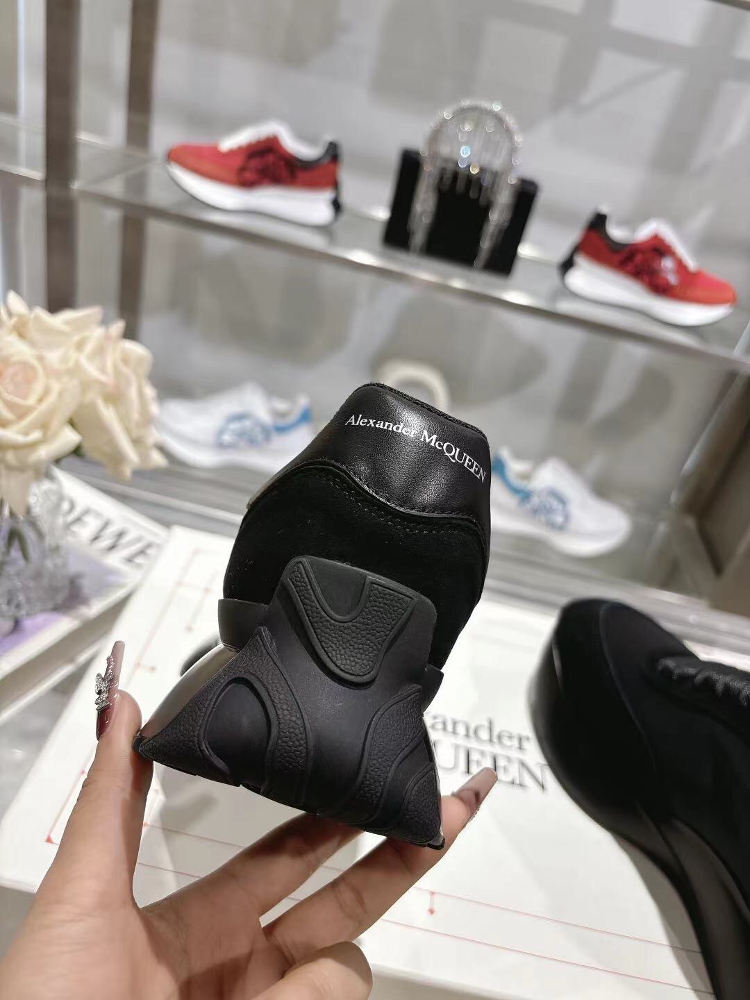 2025 Women Alexander McQueen Black Leather Mesh Sneakers LY00340