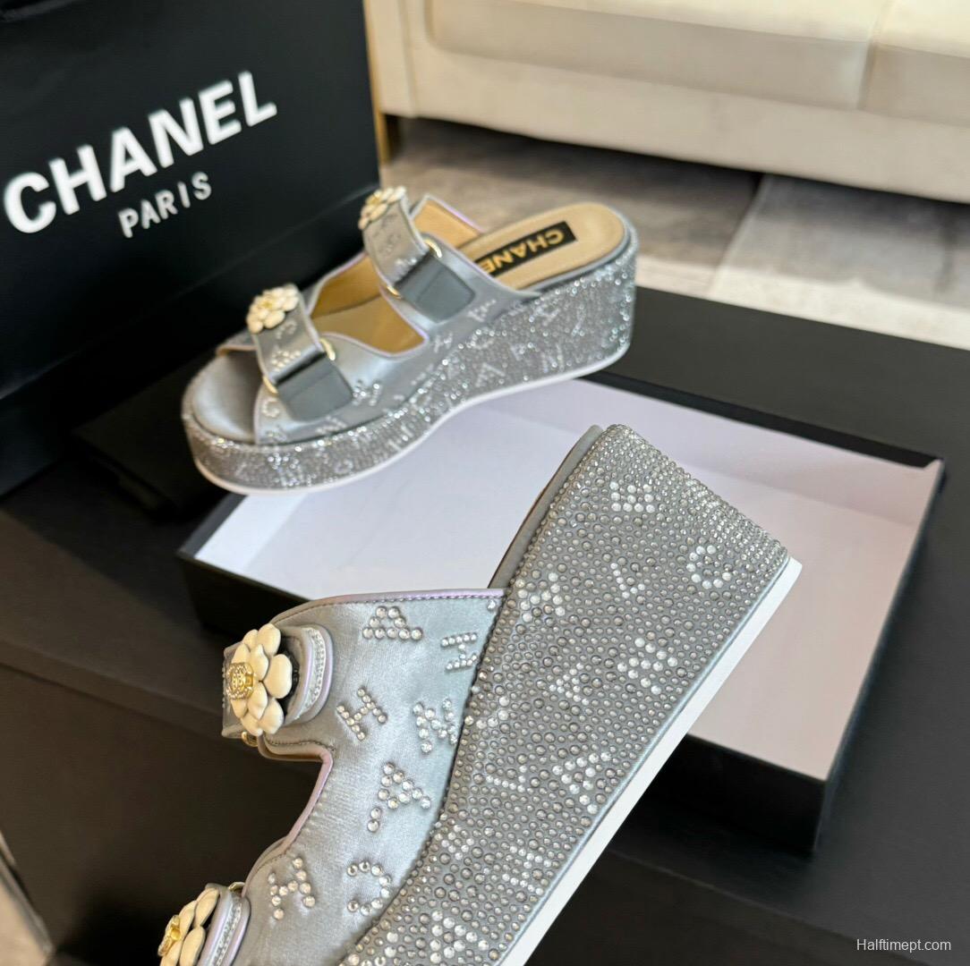 2025 Women Chanel Grey Leather Slippers Flower LY00330