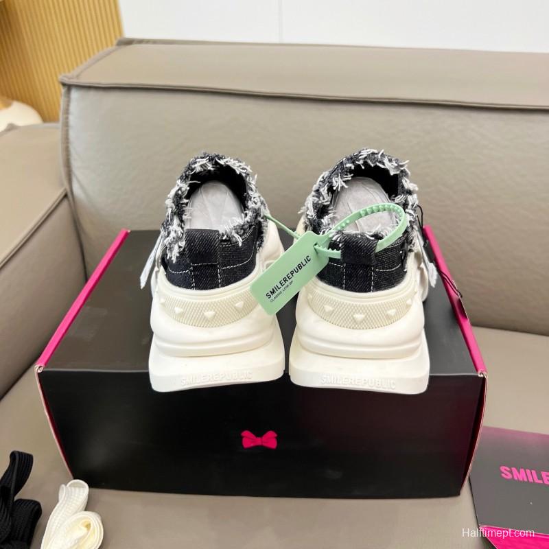 2025 Unisex Smile Republic Black White Canvas Casual Shoes Fringed LY00291