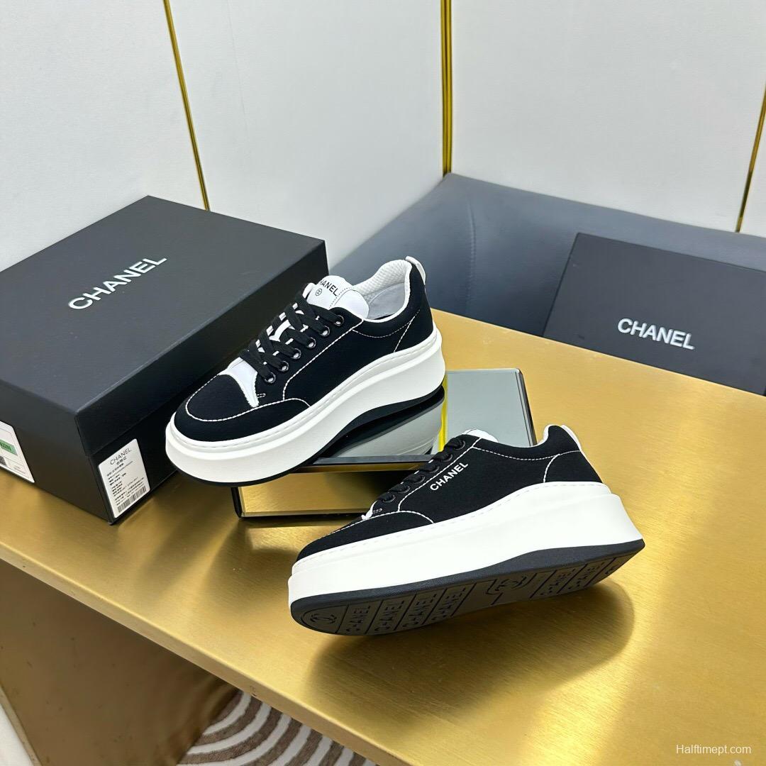 2025 Women Chanel Black White Leather Sneakers