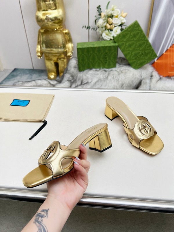 2025 Gucci Gold Leather Slippers