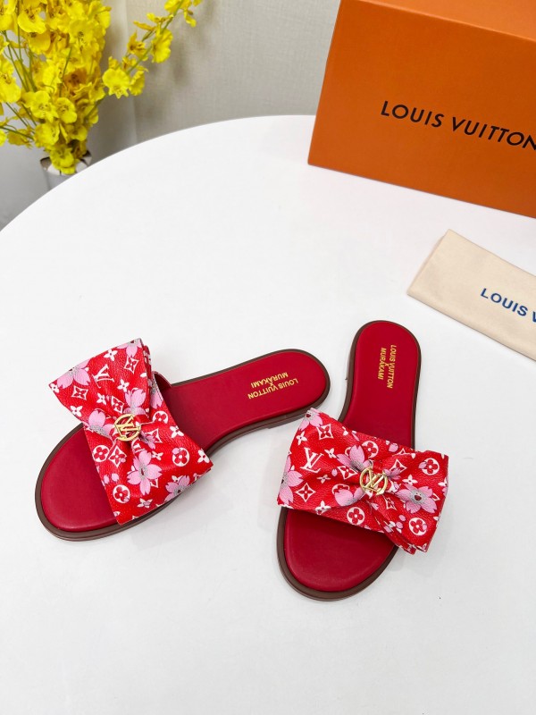 2025 Women Louis Vuitton Red White Canvas Slippers LY00190