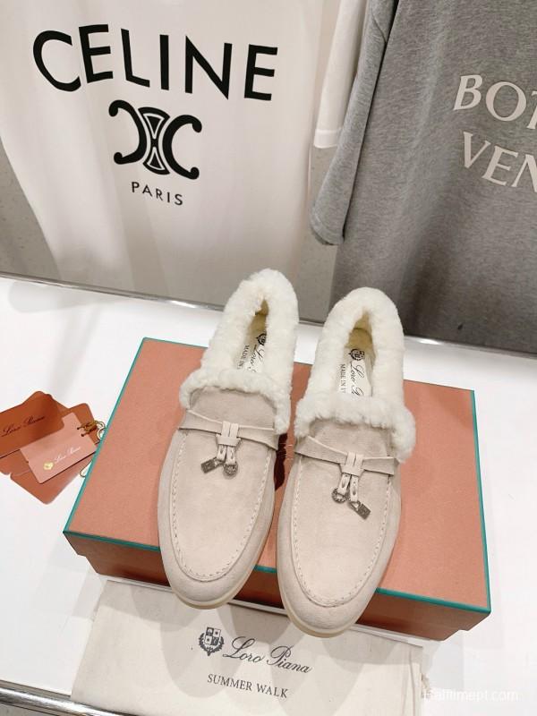 2024 Unisex Le Parmentier Beige Suede Sheepskin Loafers MJ00300