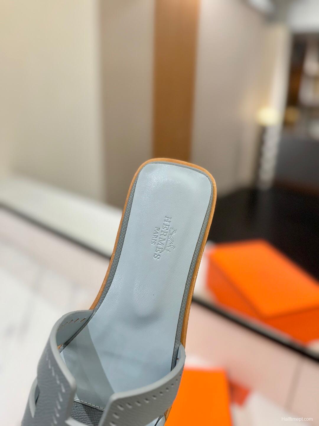 2025 Women Hermès Gray Leather Slippers H Style