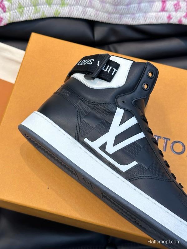 2024 Men Louis Vuitton Black White Leather High-Top Sneakers MJ00420