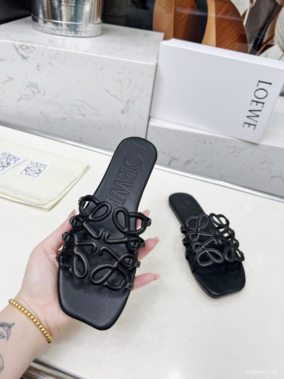 2025 Loewe Black Leather Slippers LY00190