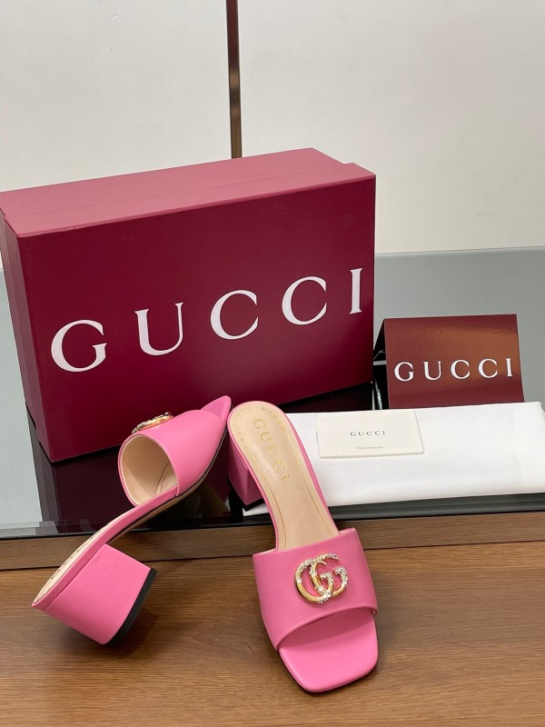2025 Women Gucci Pink Lambskin Mid Heel Crystal GG Buckle Slide LY00280