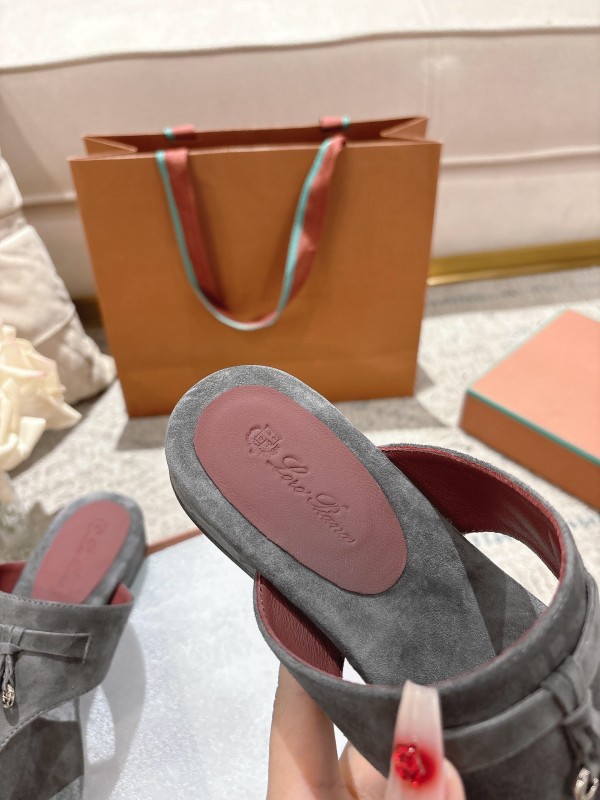 2025 LP Gray Suede Slippers Ly00250