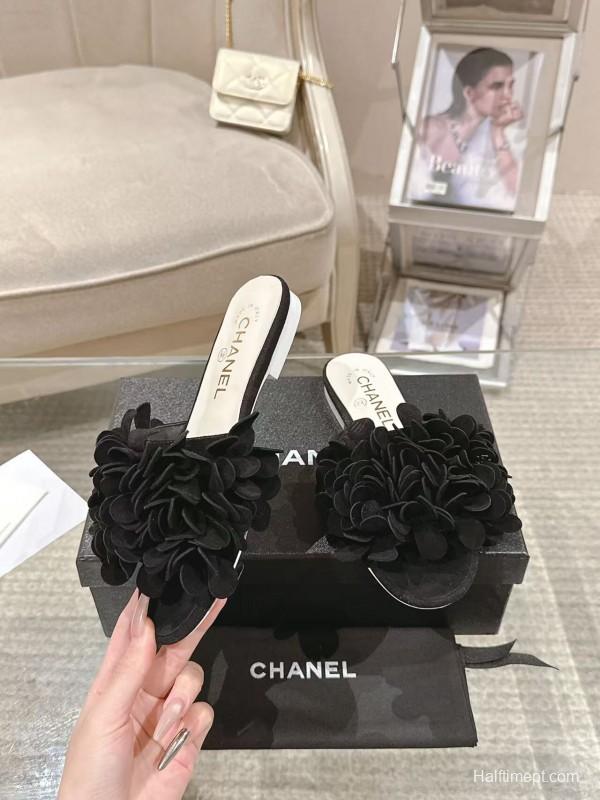 2025 Women Chanel Black Suede Mule Floral B2032-2