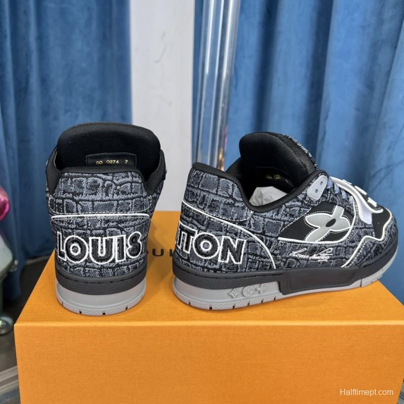2025 Unisex Louis Vuitton Black Grey Leather Canvas Plimsolls Stitching LV0038