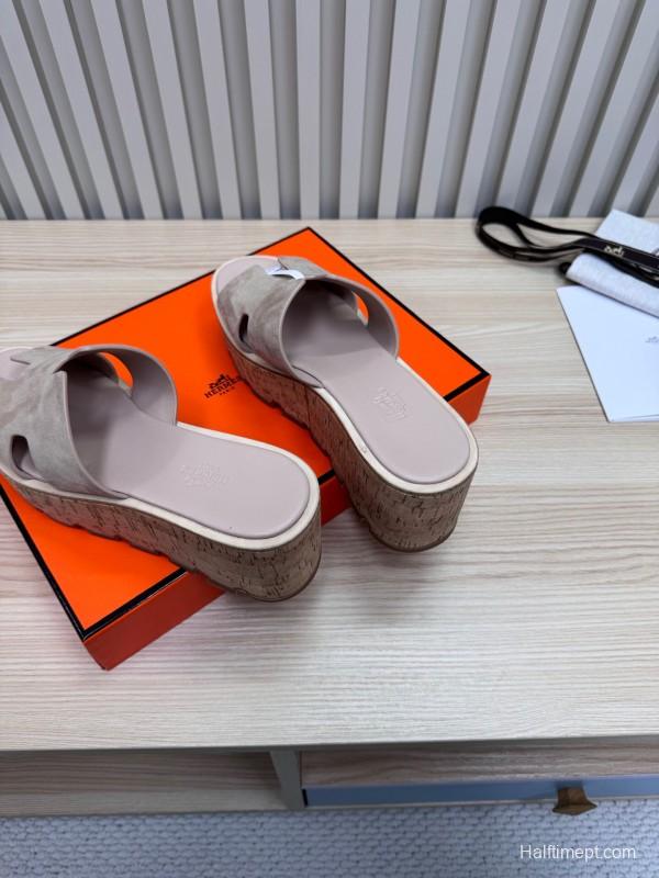 2025 Women Hermès Beige Suede Slip-On Sandals
