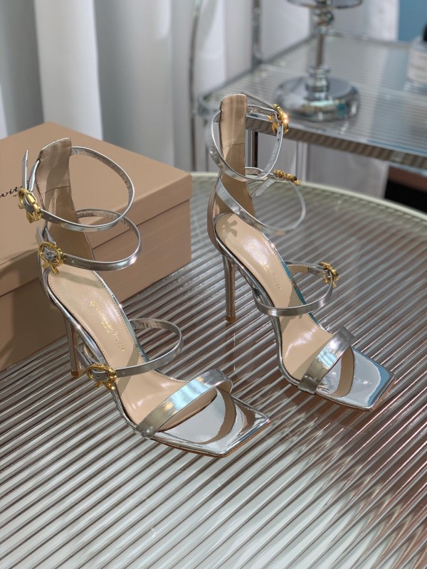 2025 Women Gianvito Rossi Silver Leather Sandals