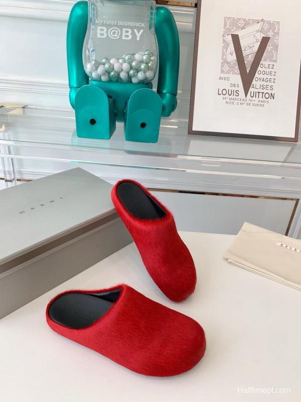 2024 Women Marni Red Pony Hair Mule