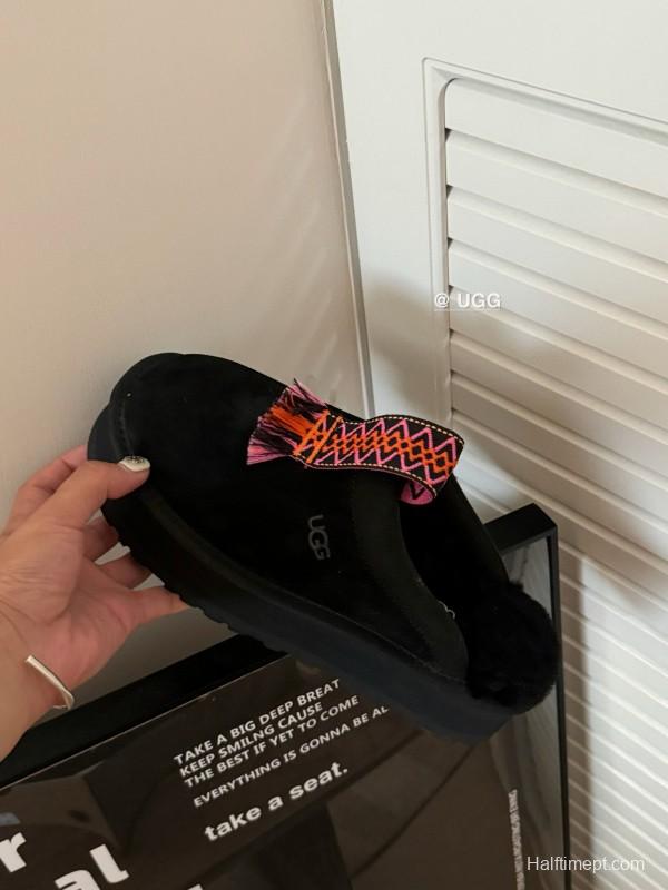 2024 UGG Black Suede Slippers Woven Tassel MJ00230