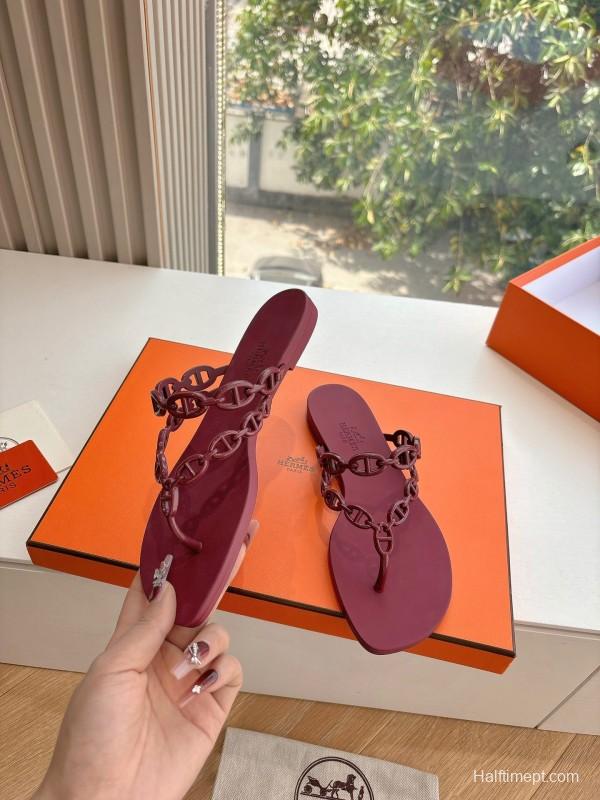 2025 Women Hermès Burgundy Leather Chain Strap Sandals G059 (F)
