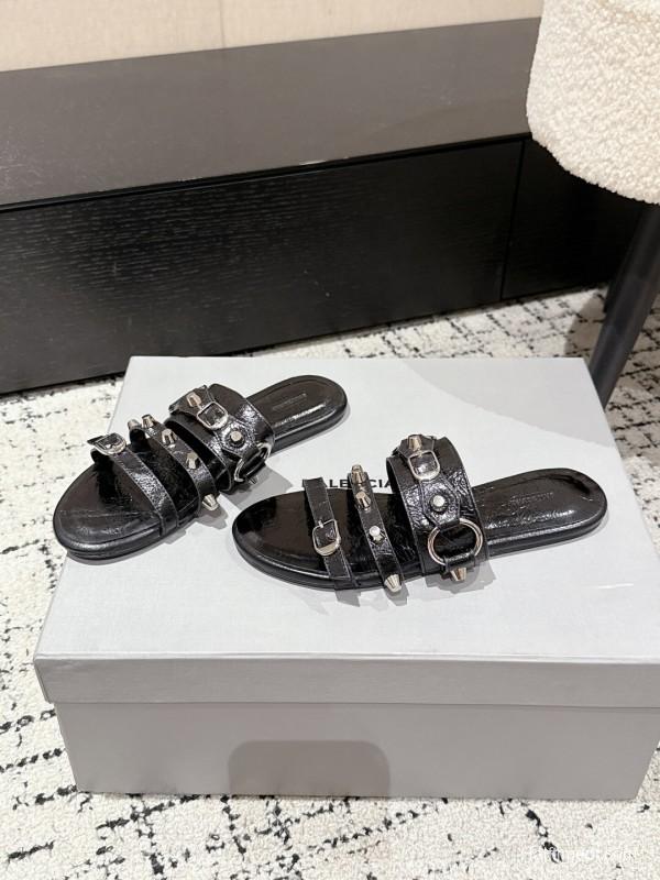 2025 Slippers Balenciaga Black Leather Metal Buckle KFY00289