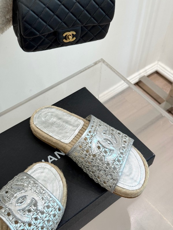 2025 Women Chanel Silver Leather Woven Fisherman Slippers KFY00240