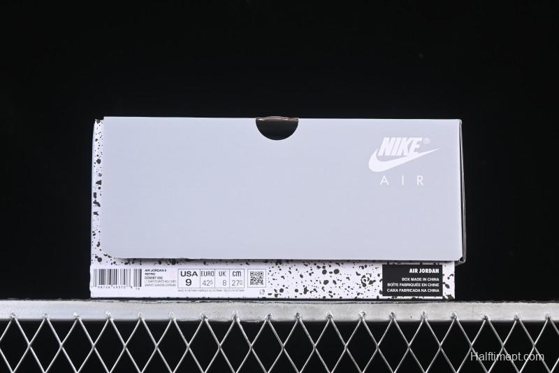 Nike Air Jordan 5 Retro Basketball Shoes with Wolf Grey Design - DD0587-002