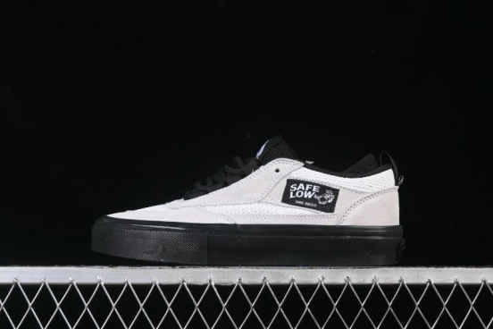 Vans Safe Brady Low Vulcanized Retro Skateboarding Shoes - VN000EEHBWI