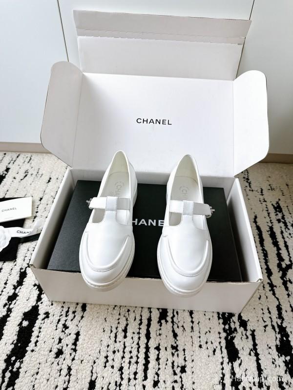 Chanel 2025 SS Loafers Classic Elegant Design - KFY00320