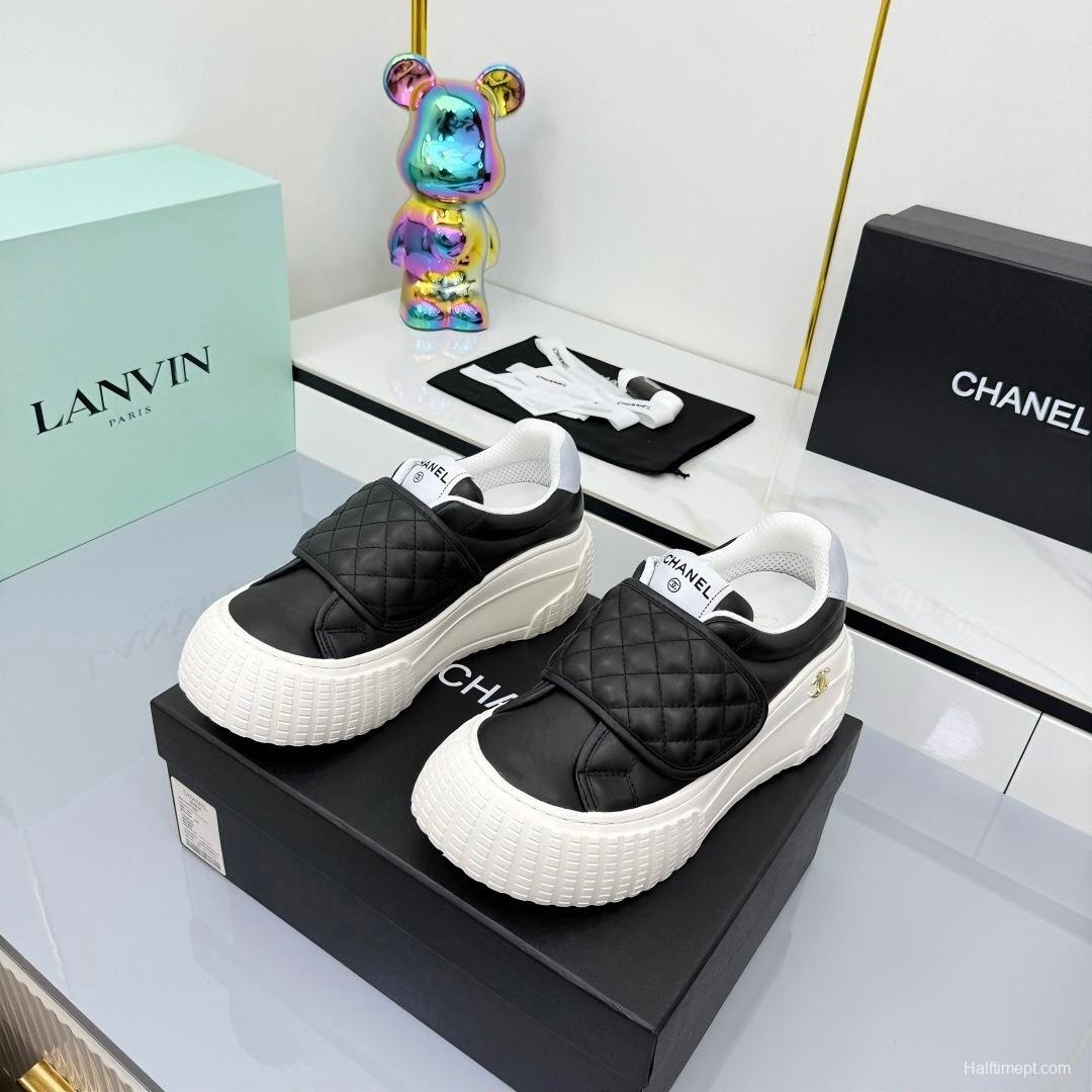 Chanel 2025/SS Panda Casual Sneakers - LY00330