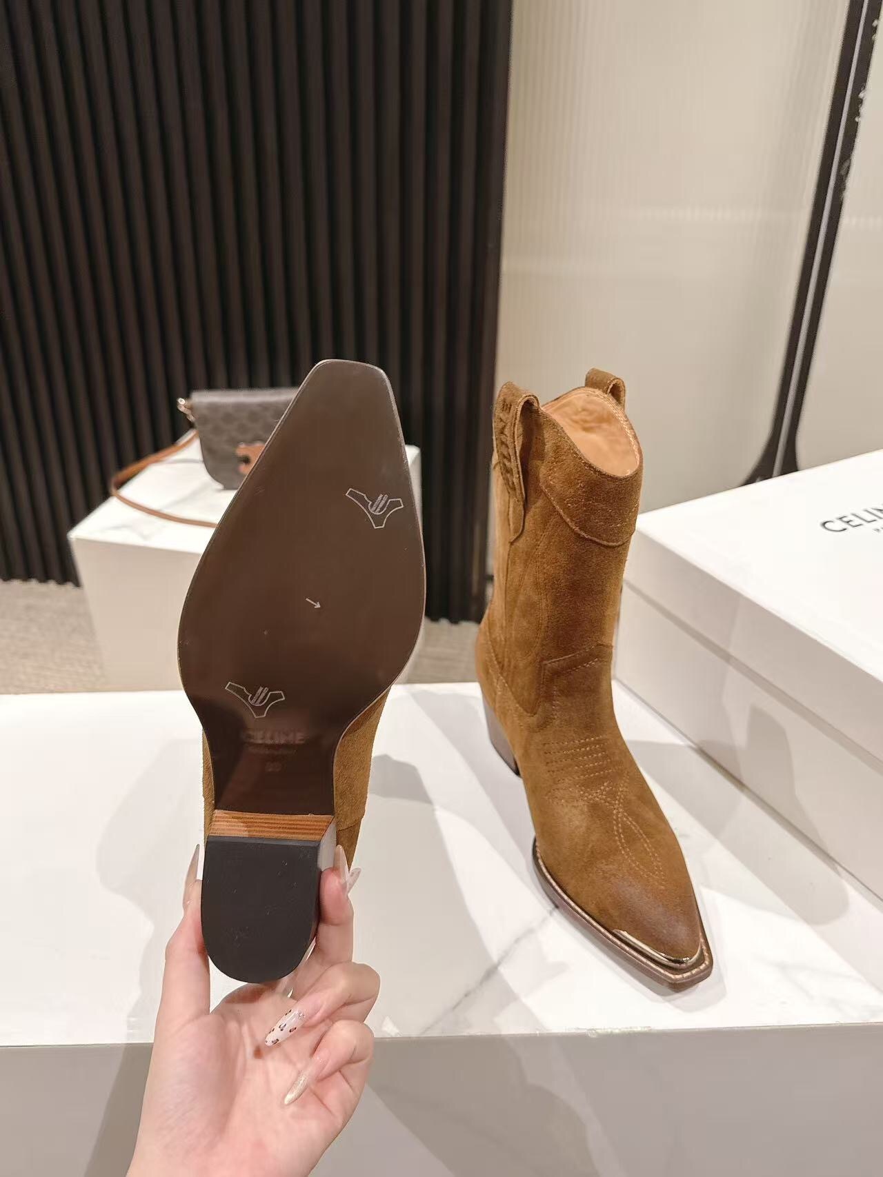 CELINE Fashion Boots 2025 SS Collection with Arch of Triumph Logo - LY00440