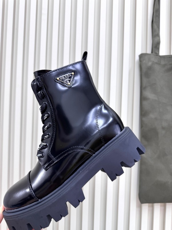 Prada 2025 SS Platform Martin Boots with Classic Triangle Logo - LY0350