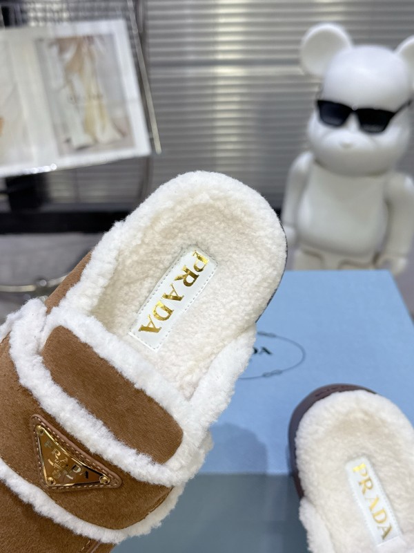 Prada 2025 SS Early Spring Fur Slippers - KFY00280