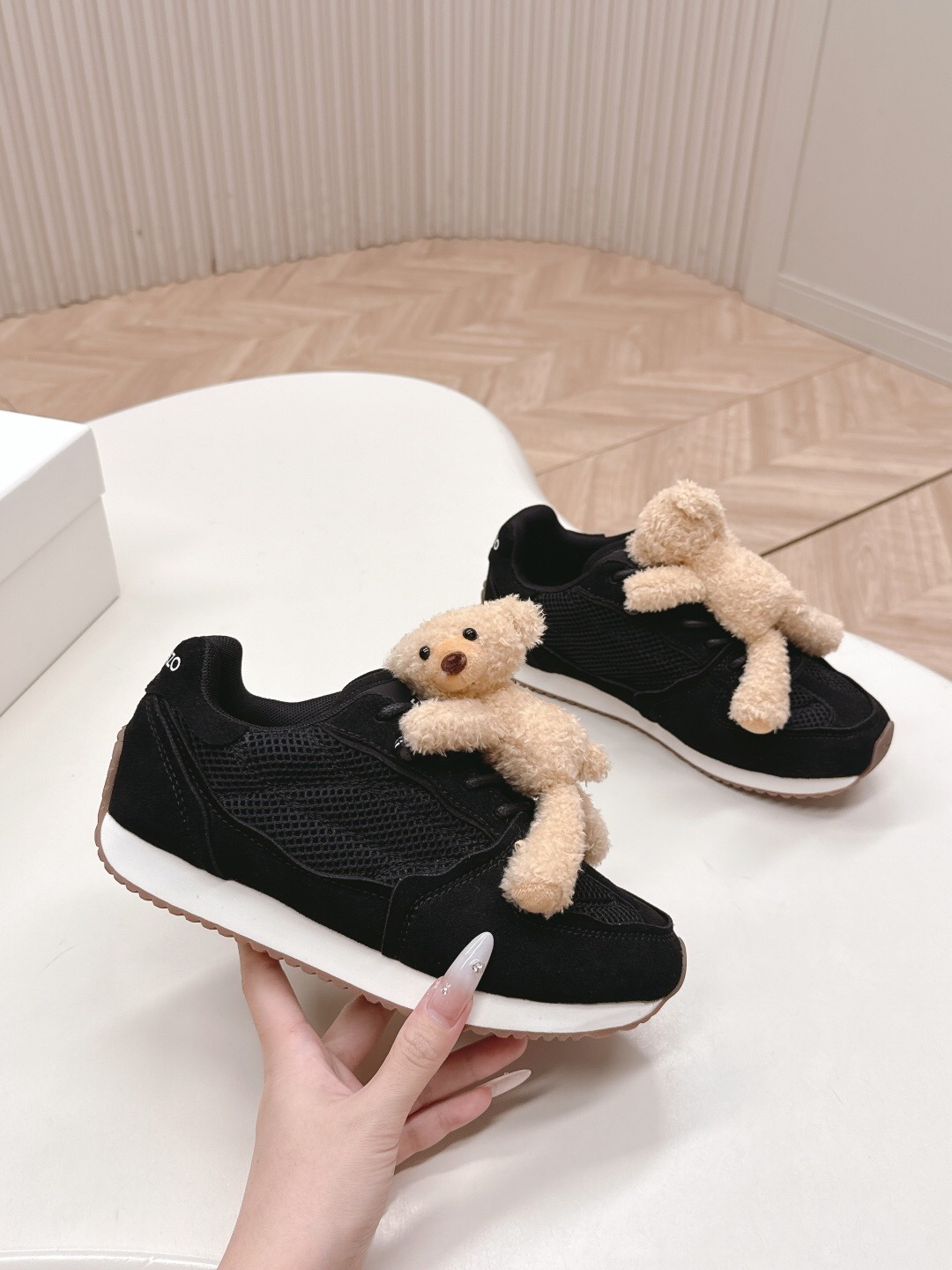 13DEMARZO Casual Series Round Bear Sneakers - LY00300
