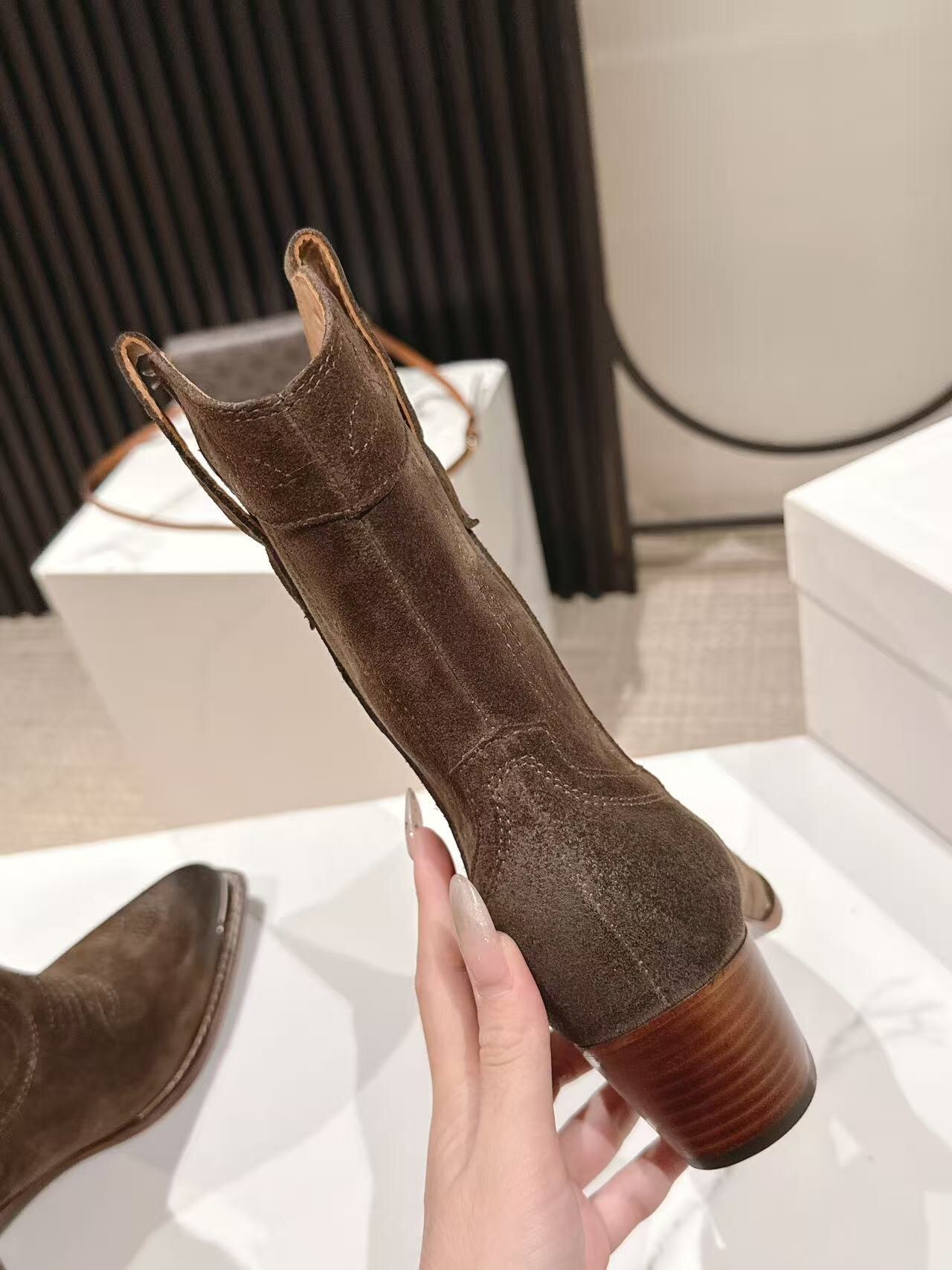 CELINE Fashion Boots 2025 SS Collection with Arch of Triumph Logo - LY00440
