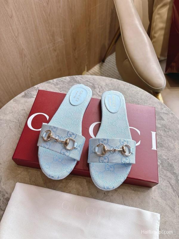 Gucci 2025/SS Leather Mule Sandals with Light Gold Horsebit Detail - LY00280