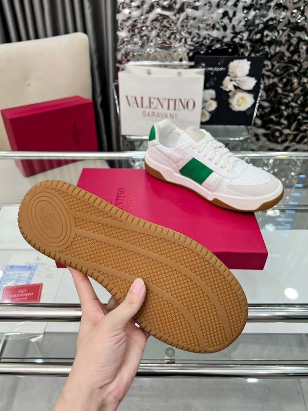 Valentino Joie de Jouer Series Hook-and-Loop Platform Sneakers - AS00360