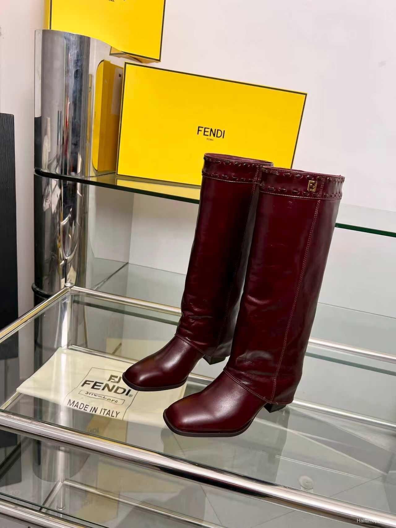 FENDI 2025 SS Wide Leg Boots with Block Heel - LY00510