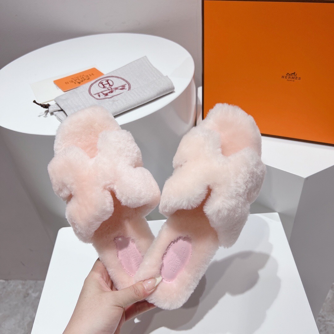 Hermès Teddy Wool H Slippers Flat Sole Fur Slides - LY00240