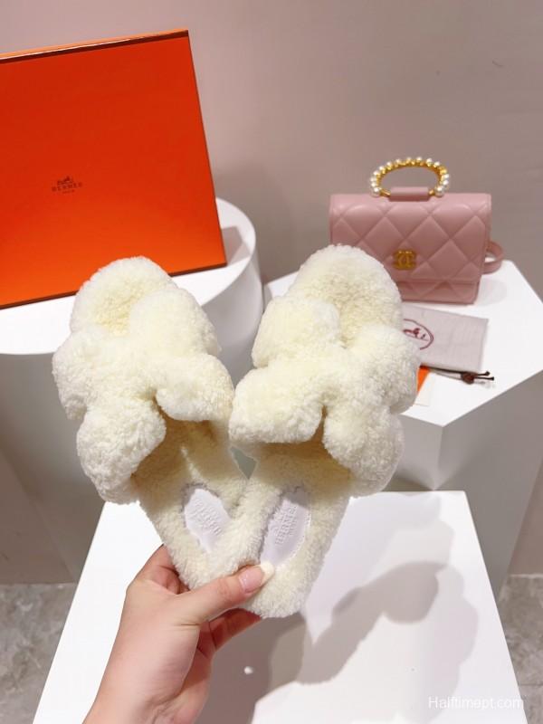 Hermes Teddy Wool H Slippers Flat Fur Slides - LY00240